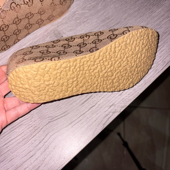 Fashion Women's Beige G G Canvas Mules - Picture 6 of 6